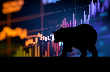 crypto-interest-falls-16%-worldwide-this-year-as-bear-market-strikes