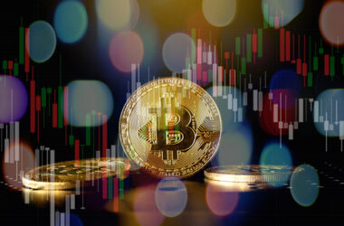 bitcoin-risks-dropping-below-$19k-soon:-can-the-bulls-defend-this-psychological-level?