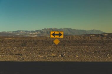 xrp-trades-in-red-during-the-market-uncertainty