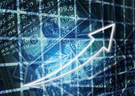 cardano-sees-a-spike-in-on-chain-activity,-should-you-buy-ada-now?