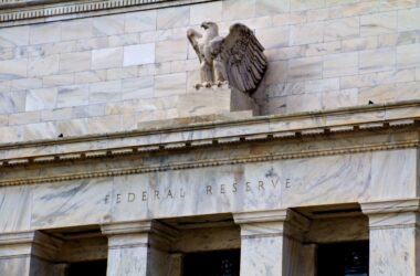 bitcoin-price-recoils-as-hopes-for-a-santa-rally-fade