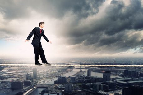 bitcoin-price-stuck-in-crucial-range,-2023-breakout-looms