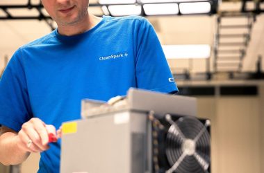 bitcoin-miner-stock-cleanspark-has-upside-to-$12,-analyst-says
