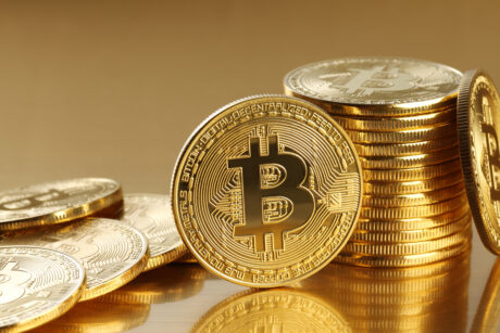 bitcoin-at-$25,000-or-$30,000?-crypto-analyst-weighs-in