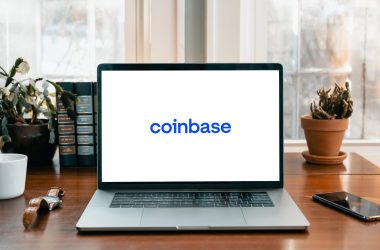 coinbase-stock-outlook:-hc.-wainwright-analyst-sees-upside-to-$75