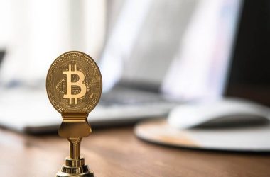 michael-saylor-is-bullish-on-bitcoin-but-sceptic-on-all-other-crypto