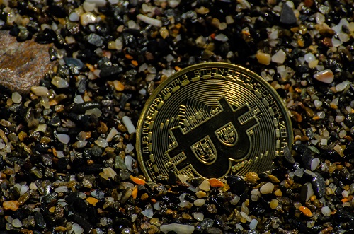 solo-bitcoin-miner-beats-the-odds-to-win-6.25-btc-block-reward