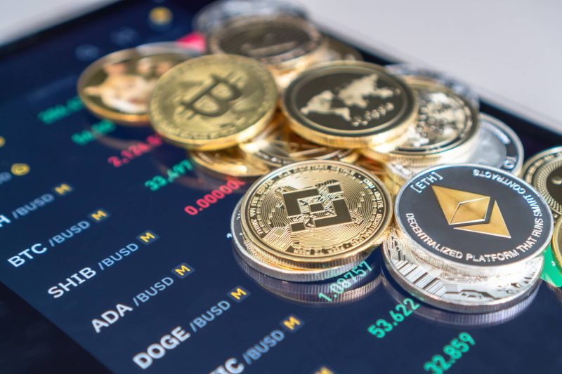 blockchain-technology-is-‘trying-to-address-very-large-tams’:-roger-bayston
