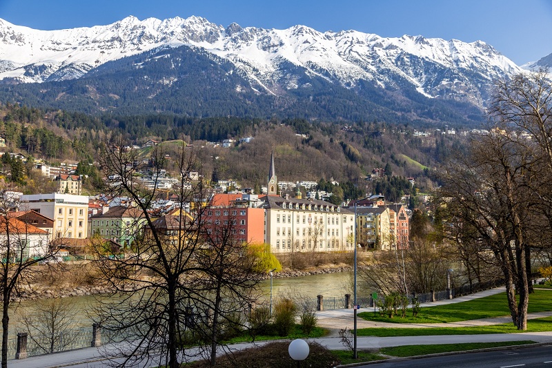 binance-drops-its-license-application-in-austria
