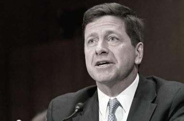 former-sec-chairman-clayton-says-spot-bitcoin-etf-approval-becoming-‘hard-to-resist’