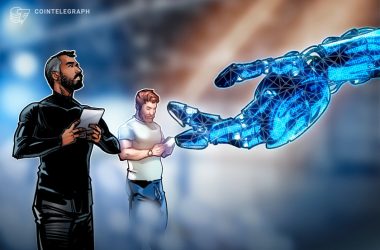 coinbase’s-base-launches-mainnet-for-builders,-will-onboard-users-in-august