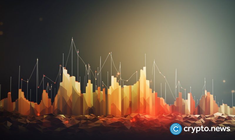bitcoin-holds-steady-above-$30,000-as-selling-pressure-intensifies