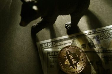 market-alert:-bitcoin-hash-ribbons-capitulation-triggers-cautionary-outlook
