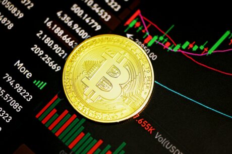 bitcoin-coinbase-premium-turns-red,-us-institutions-disinterested?