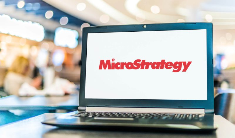 bitcoin-focused-microstrategy-stock-has-22%-upside-–-analyst-says