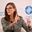 ark-invest’s-ceo-says-sec-could-approve-multiple-spot-bitcoin-etfs-simultaneously