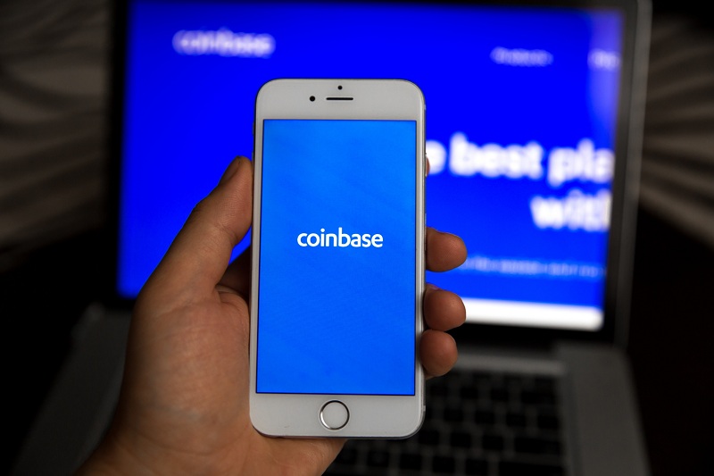 coinbase’s-base-mainnet,-featuring-100+-dapps,-opens-to-the-general-public