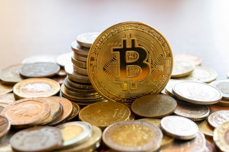 us-bitcoin-etf-approval-could-see-north-america’s-etf-volume-rise-to-99.5%
