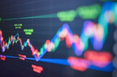 gmx-drops-24%-in-1-month,-whales-rapidly-selling:-what’s-going-on?