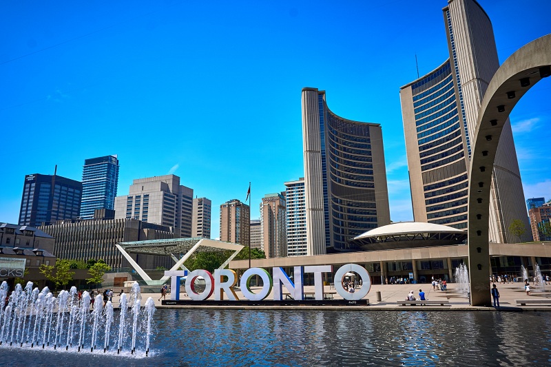coinbase-enters-the-canadian-market-with-coinbase-one,-free-30-day-trial