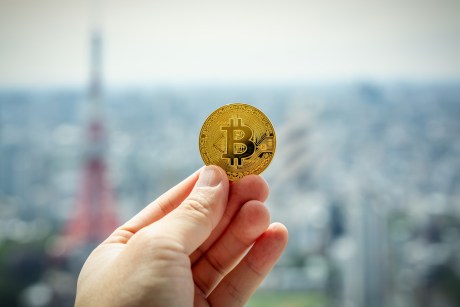 dormant-bitcoin-wallet-with-1,005-btc-awakens,-sell-pressure-incoming?