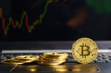 bitcoin-could-go-higher-but-‘not-before-it-goes-lower’:-wolfe-research
