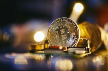bitcoin-nvt-flashes-buy-signal,-bottom-in?