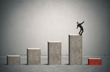 bitcoin-price-key-indicators-suggest-a-strengthening-case-for-bearish-break