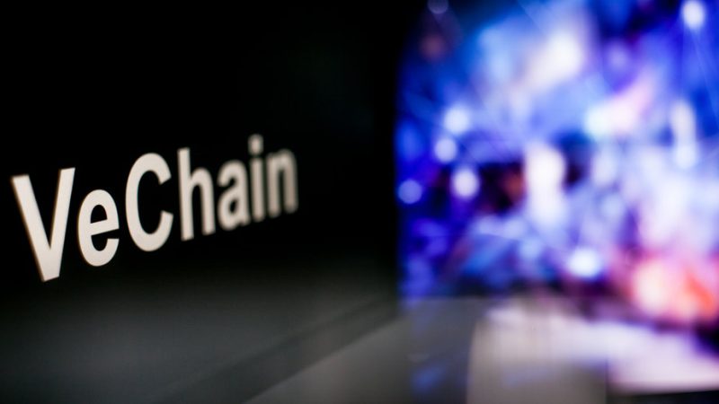 vechain-price:-vet-outlook-after-coinbase-listing-news