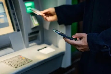 81-binance-wallets-withdraw-$31-million-in-link,-what-this-mean-for-the-altcoin