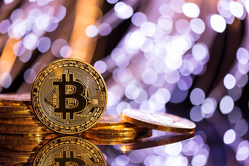 world-digital-mining-summit:-bitcoin-miners-embrace-efficiency-and-renewable-energy