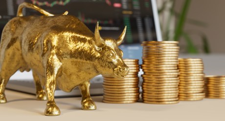 bullish:-bloomberg-analyst-points-out-two-key-bitcoin-metrics-demonstrating-historic-strength
