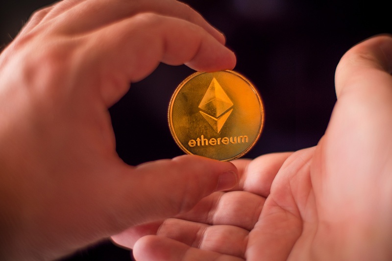 ethereum-foundation-swaps-ether-worth-$2.7-million,-eth-dips