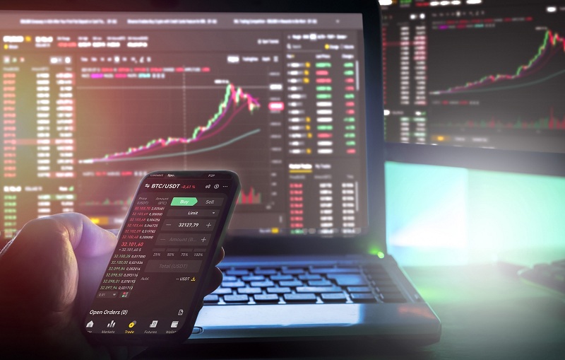 deribit-to-launch-xrp,-solana,-and-matic-options-in-2024
