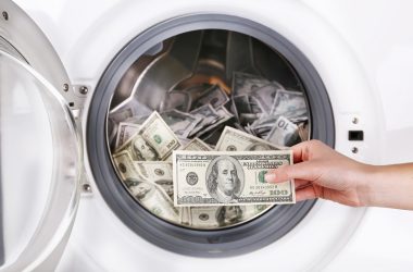 suspicious-$1.6m-nft-purchase-raises-money-laundering-concerns