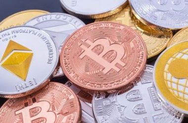 man-makes-a-fortune-with-$22-in-bitcoin:-3-altcoins-for-october-2023-that-can-do-this