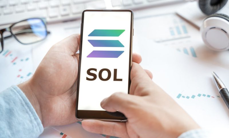 ftx-estate-stakes-$122m-solana-(sol)-tokens,-alleviating-investor-concerns