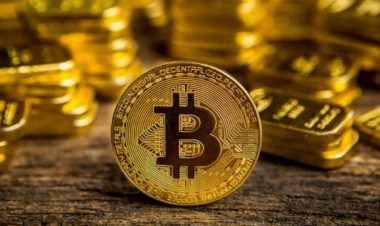 crypto-analyst:-bitcoin-to-surpass-gold-and-silver-within-a-decade