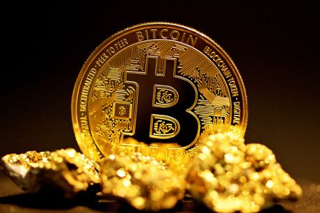 wait-for-bitcoin-at-$20,000?-this-analyst-says-no