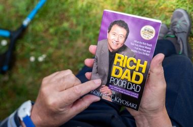 robert-kiyosaki-picks-gold-and-bitcoin-over-stocks-and-bonds