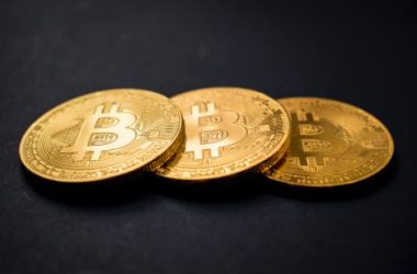 analyst-predicts-a-mega-bull-run-if-bitcoin-breaks-$36,000