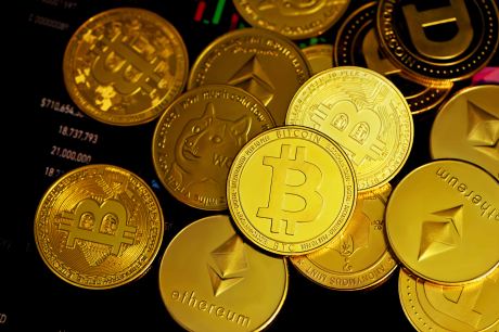 $113-million-in-longs-get-rekt-as-bitcoin-plunges-back-to-$34,000