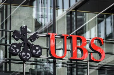 ubs-joins-hsbc-in-offering-crypto-futures-etfs-to-wealthy-clients-in-hong-kong