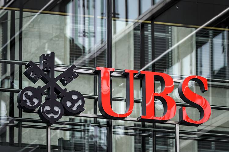 ubs-joins-hsbc-in-offering-crypto-futures-etfs-to-wealthy-clients-in-hong-kong