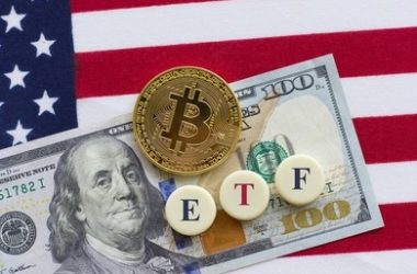 bitcoin-etf-approval-date-hinted-by-expert:-sec-decision-expected-january-5th-–-10th,-2024