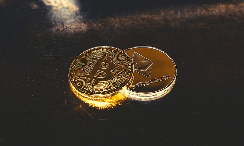 vaneck-predicts-no-btc-eth-flippening,-doubles-down-on-post-halving-scene
