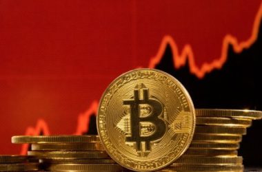 analyst-points-to-increasing-caution-in-bitcoin-market-despite-price-surge