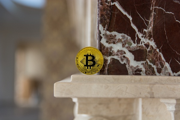 bitzlato-freezes-bitcoin-withdrawals-as-memeinator’s-mmtr-presale-raises-$2.57m