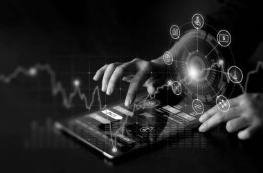 pioneering-cryptocurrency-integration-in-digital-banking