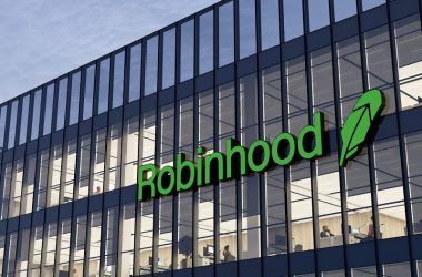 robinhood-plans-to-list-bitcoin-etf-soon-as-this-new-hybrid-exchange-joins-the-race
